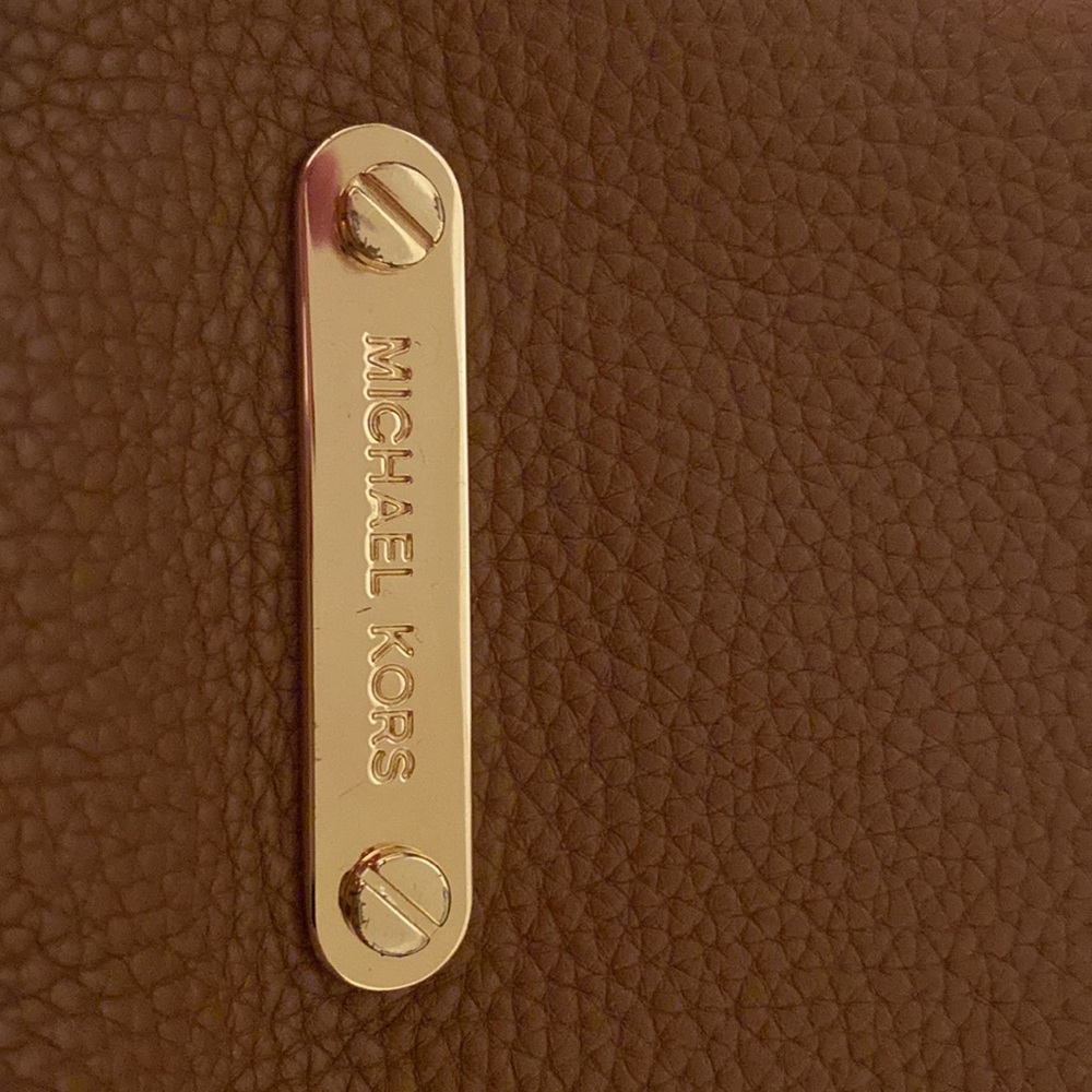 Women’s Michael Kors Leather Purse - Picture 3 of 5